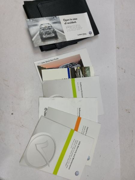 JETTA     2015 Owners Manual 546764