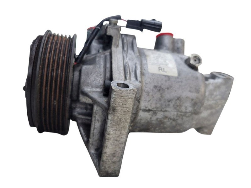 AC Compressor Classic Style Fits 18-25 KICKS 679507