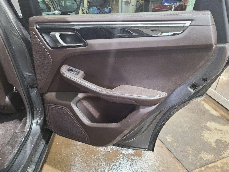 Passenger Right Rear Side Door Fits 15-19 PORSCHE MACAN 661442