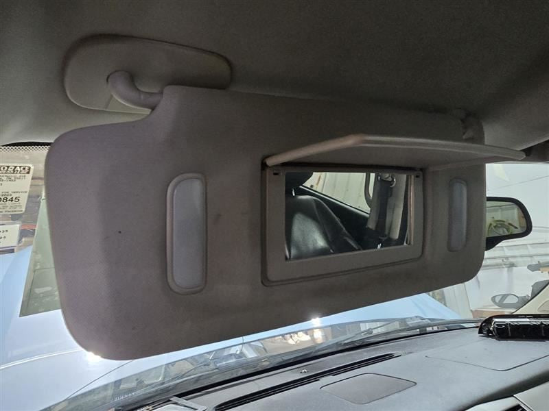 Driver Left Sun Visor Illuminated Fits 07-14 ESCALADE 609326