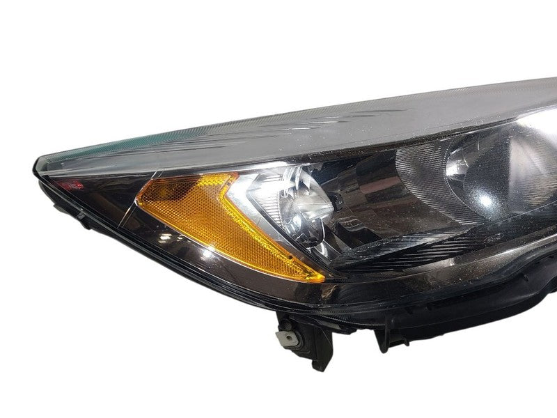 Passenger Headlight Halogen Chrome Bezel Fits 17-19 ESCAPE 654987