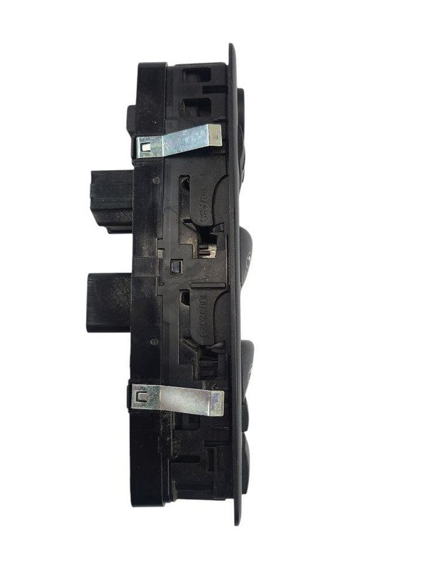 RAM2500   2014 Front Door Switch 609102