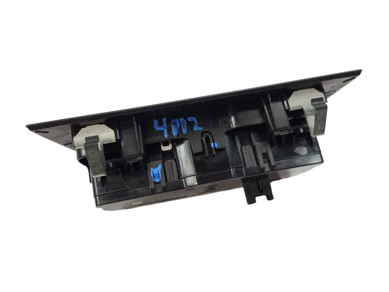335I      2015 Dash/Interior/Seat Switch 604800