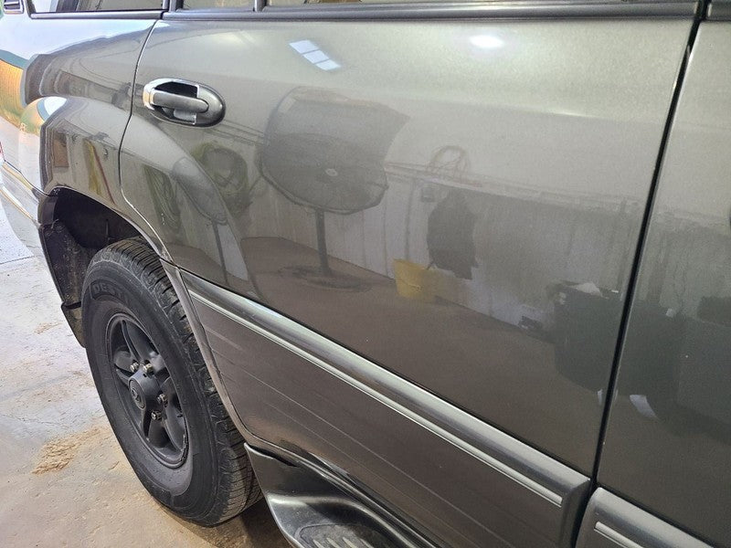 Passenger Right Rear Side Door Fits 98-02 LEXUS LX470 674366
