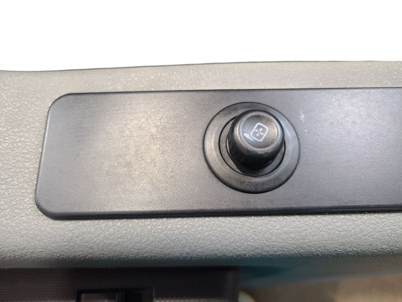 F250SD    2011 Front Door Trim Panel 667520