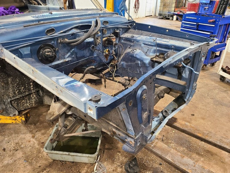 DART      1963 Front Clip 671910