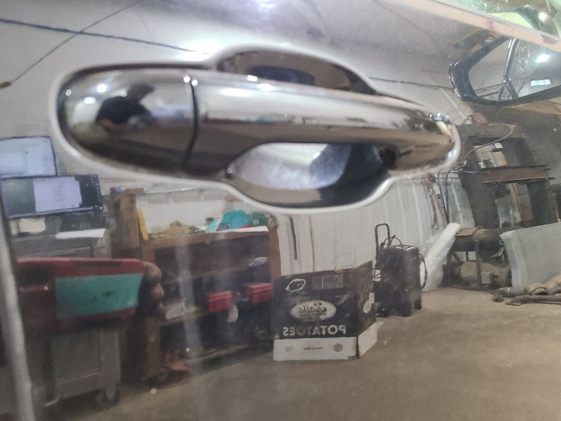 Passenger Door Handle Exterior Assembly Door Painted Fits 16-23 TACOMA
