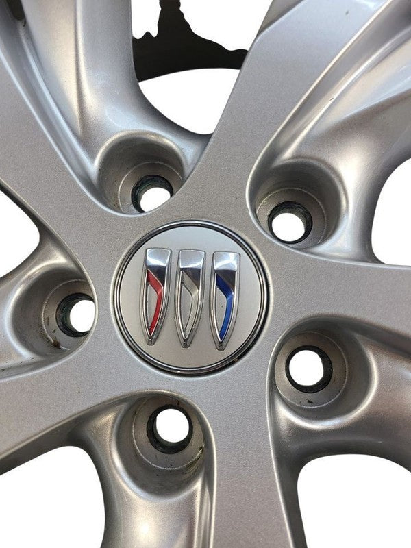 Wheel 18x7-1/2 Painted Silver Opt Rsz Fits 24-26 ENCORE GX 679805