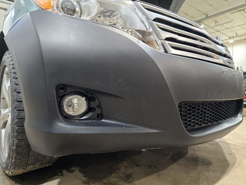 Front Bumper Fog Lamps Fits 09-12 VENZA 628598