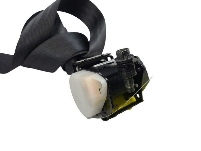 PILOT     2016 Seat Belt Rear 608355
