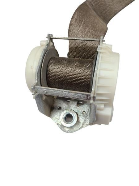 TOWN COUN 2011 Seat Belt Rear 586814
