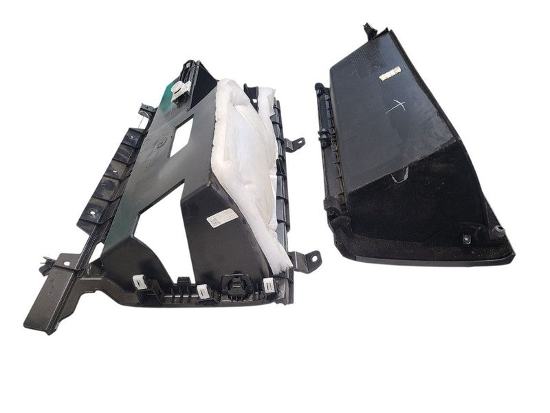RAM3500   2019 Glove Box 669508