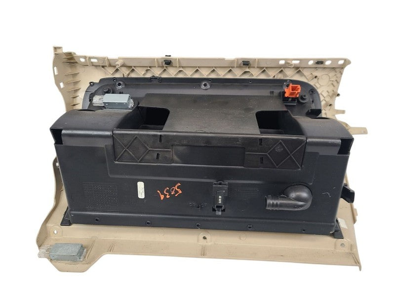 JETTA     2014 Glove Box 627946