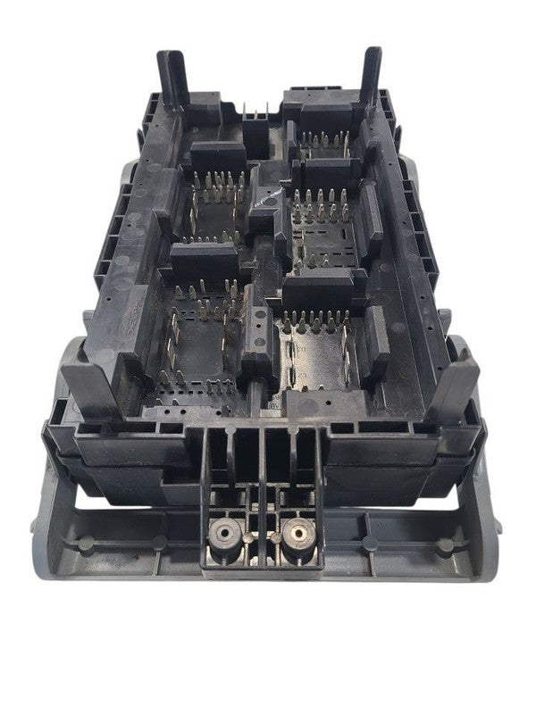 Fuse Box Engine Fits 07-09 SUBURBAN 1500 671128