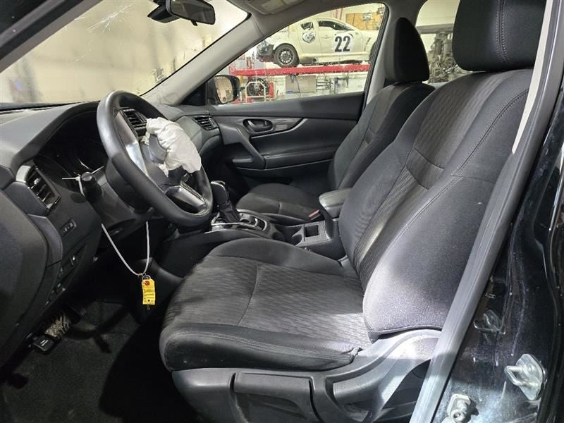 Passenger Right Front Door Electric Fits 14-20 ROGUE 621707
