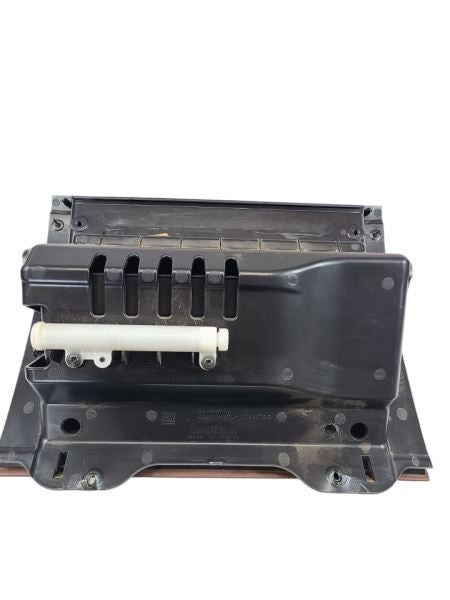 SILVRDO15 2017 Glove Box 600726