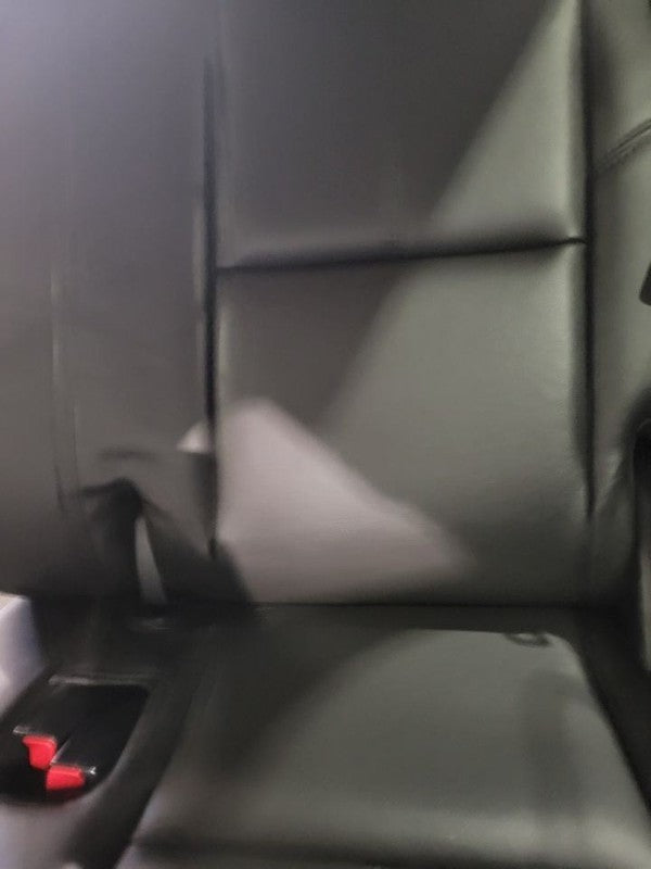 YUKON     2009 Third Seat Station Wagon  Van 670153