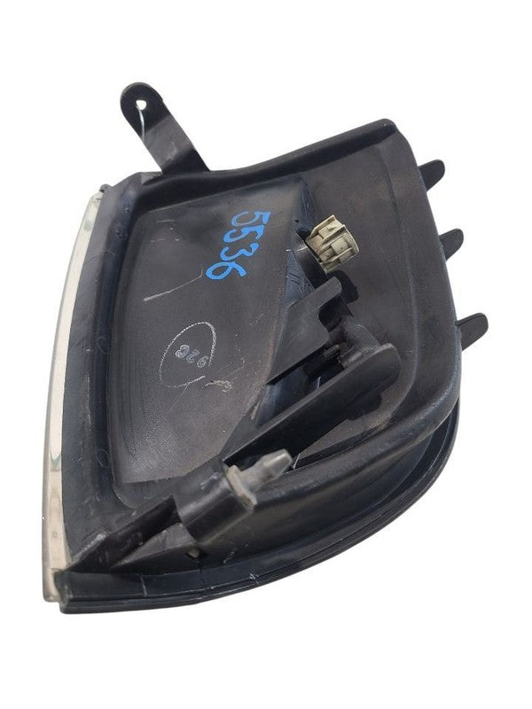Passenger Corner/Park Light Park Lamp-turn Signal Fits 99-02 4 RUNNER 