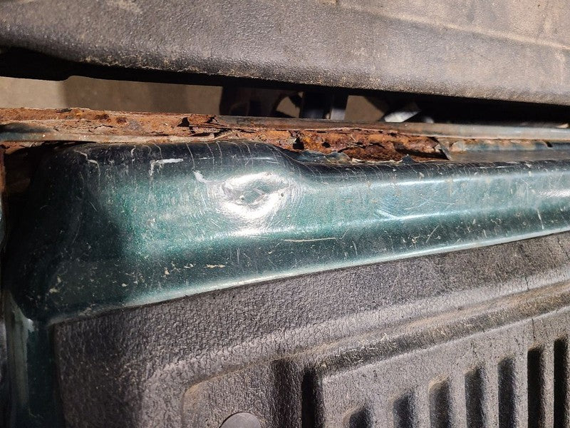 Trunk/Hatch/Tailgate With Tailgate Step Fits 08-12 FORD F250SD PICKUP 