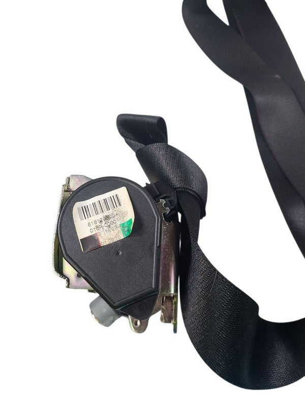 550I      2011 Seat Belt Rear 635640
