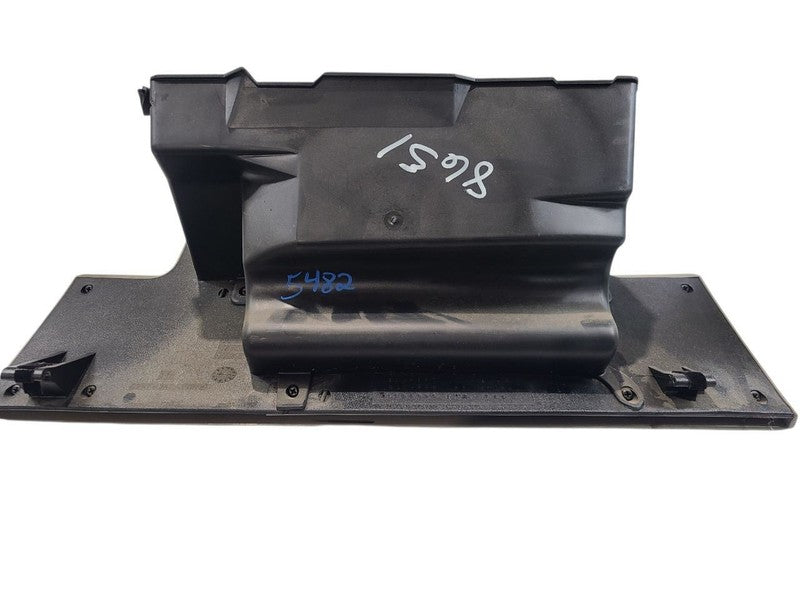 YUKON     1998 Glove Box 664336