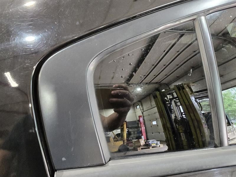 Passenger Right Rear Door Vent Glass Fits 11-20 CHARGER 585197
