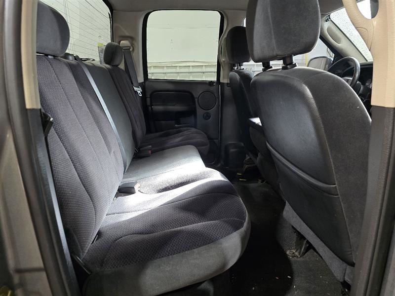 RAM1500   2005 Owners Manual 574318