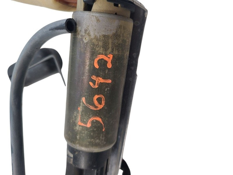 Fuel Pump Assembly Fits 98-02 LEXUS LX470 674403