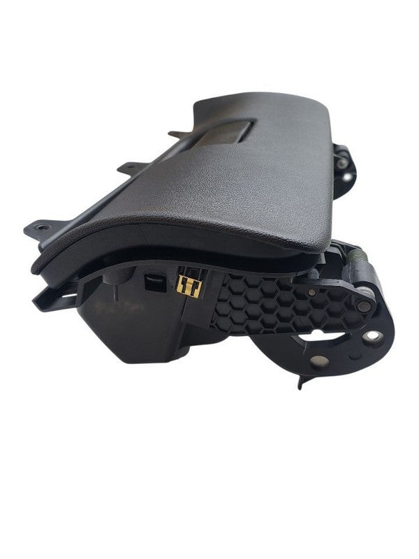 SILVRDO15 2019 Glove Box 674016