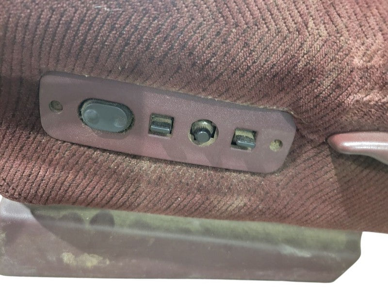 TCHEV1500 1998 Front Seat 672123