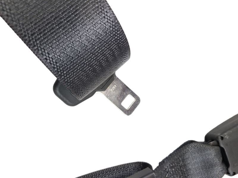 REAR SILVRDO15 2018 Center Retractor Seat Belt Rear 568183