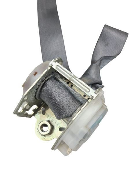 REAR RAM2500   2006 Driver's Side Retractor Seat Belt Rear 566601