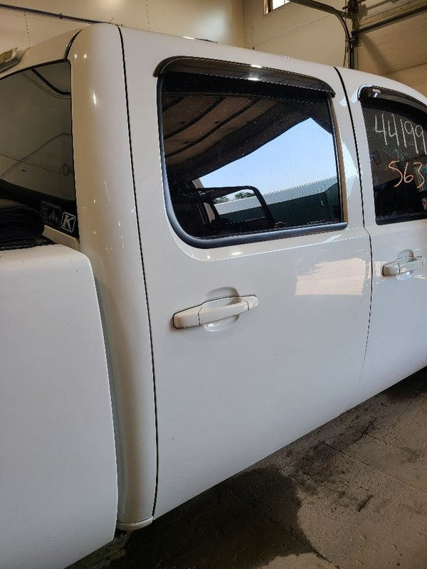 Passenger Rear Side Door Crew Cab Fits 07-14 SIERRA 2500 PICKUP 673695