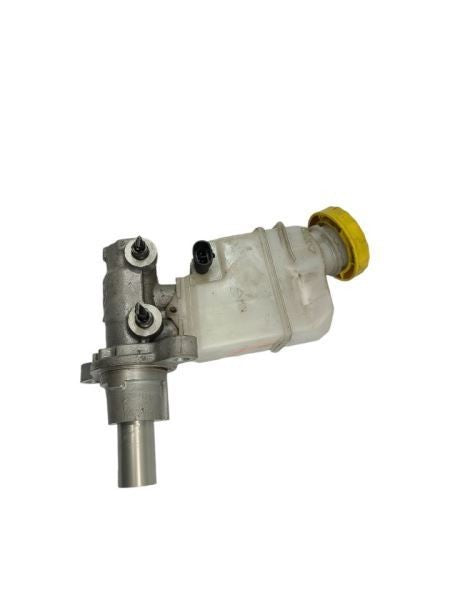Brake Master Cylinder Fits 15-19 PROMASTER CITY 601946