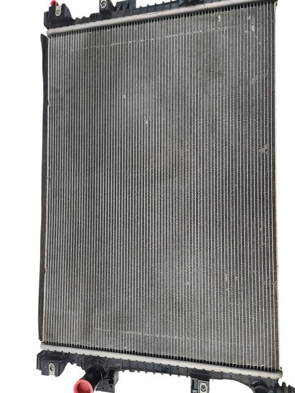 Radiator VIN 9 8th Digit Turbo Fits 17-20 FUSION 633208