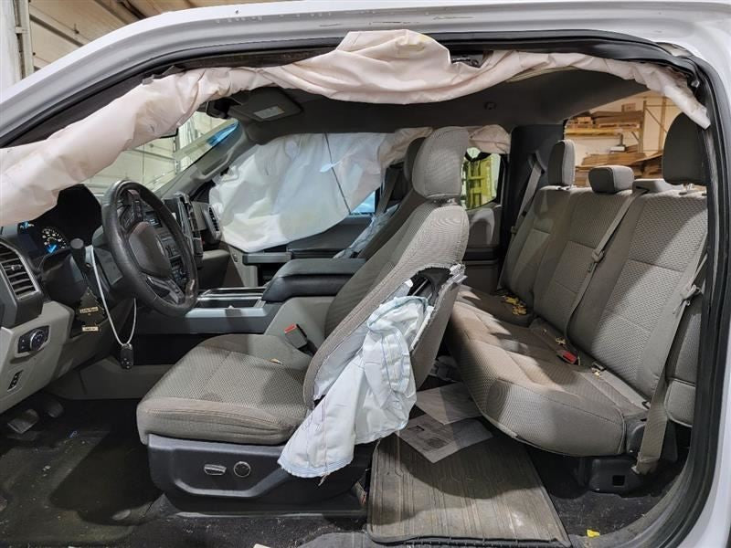 Pickup Box 8' Box Fits 15-20 FORD F150 PICKUP 517663