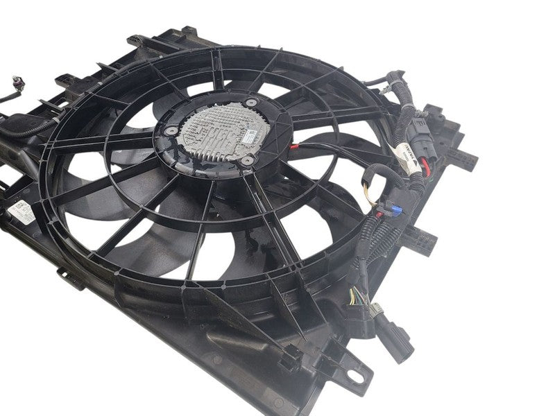 Radiator Fan Motor Fan Assembly Fits 20-22 EQUINOX 627376