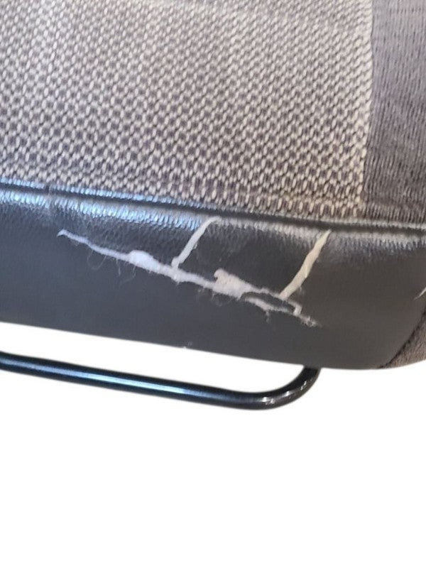 GRANDCHER 1998 Front Seat 672521