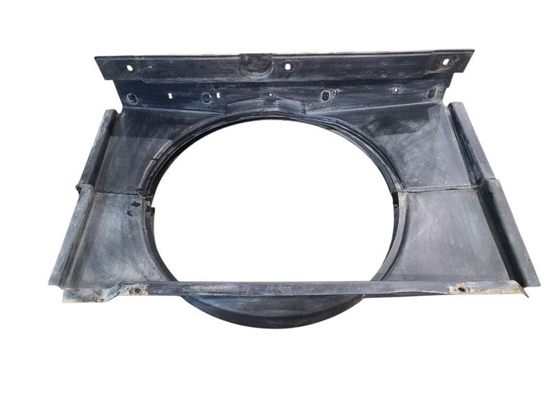 TCHEV3500 1990 Radiator Shroud 663971