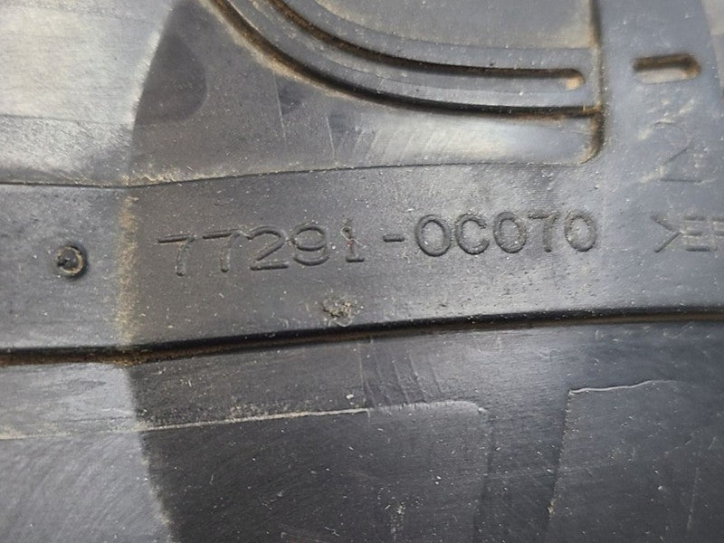 TUNDRA    2012 Fuel Filler Door 673005