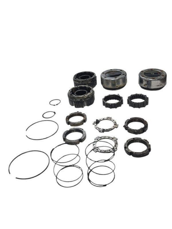 TCHEV10   1987 Locking Hubs 654089