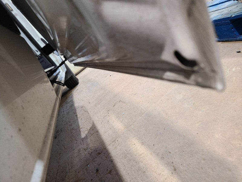 Passenger Rear Side Door Sliding Fits 19-22 MERCEDES SPRINTER 1500 672