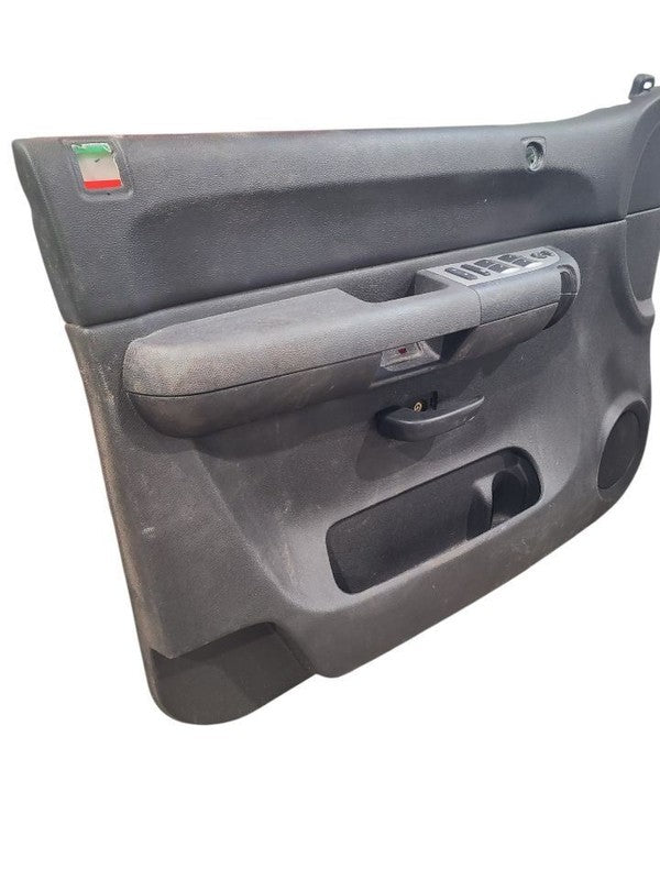SILV15NEW 2007 Front Door Trim Panel 661897