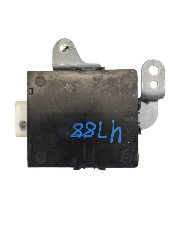 Chassis ECM Transfer Case Upper Right Hand Dash Fits 03-09 LEXUS GX470