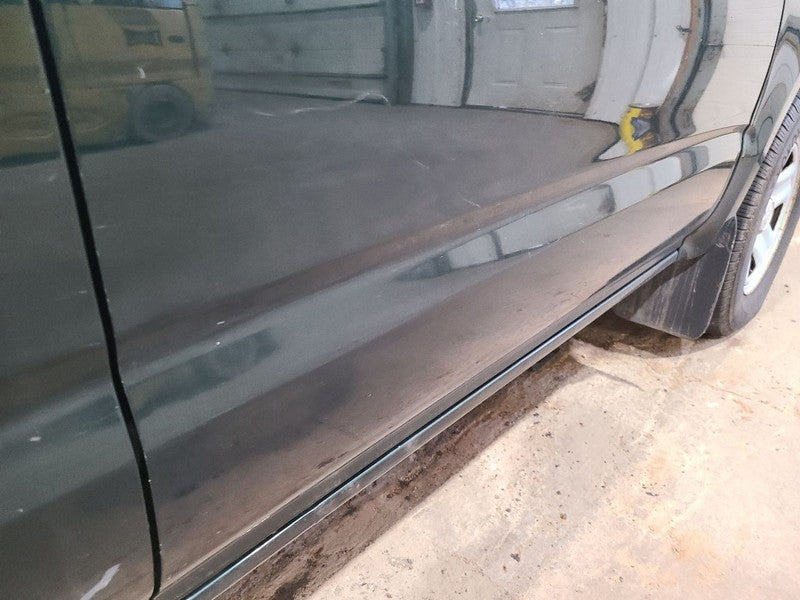 Passenger Right Front Door Manual Windows Fits 95-04 TACOMA 679523
