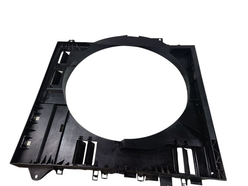 QX80      2015 Radiator Shroud 654211