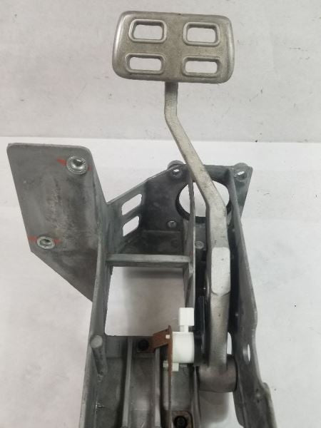 CORVETTE  2011 Pedal Brake/Clutch 535343