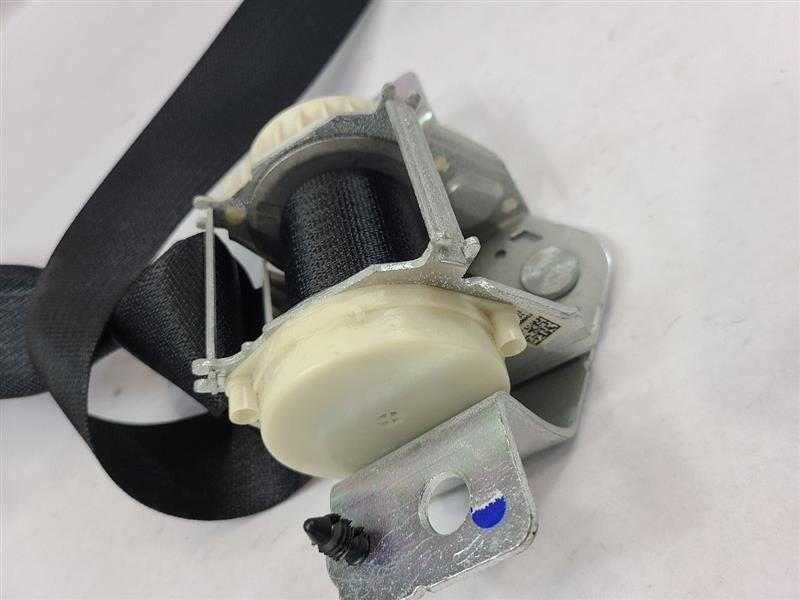 REAR CARAVAN   2013 3rd Row Center Retractor Seat Belt Rear 561451