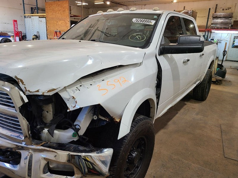Console Front Floor Bucket Seats Fits 10-12 DODGE 2500 PICKUP 671424