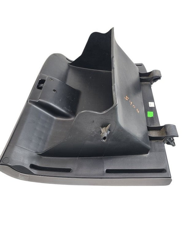 TUNDRA    2004 Glove Box 659336
